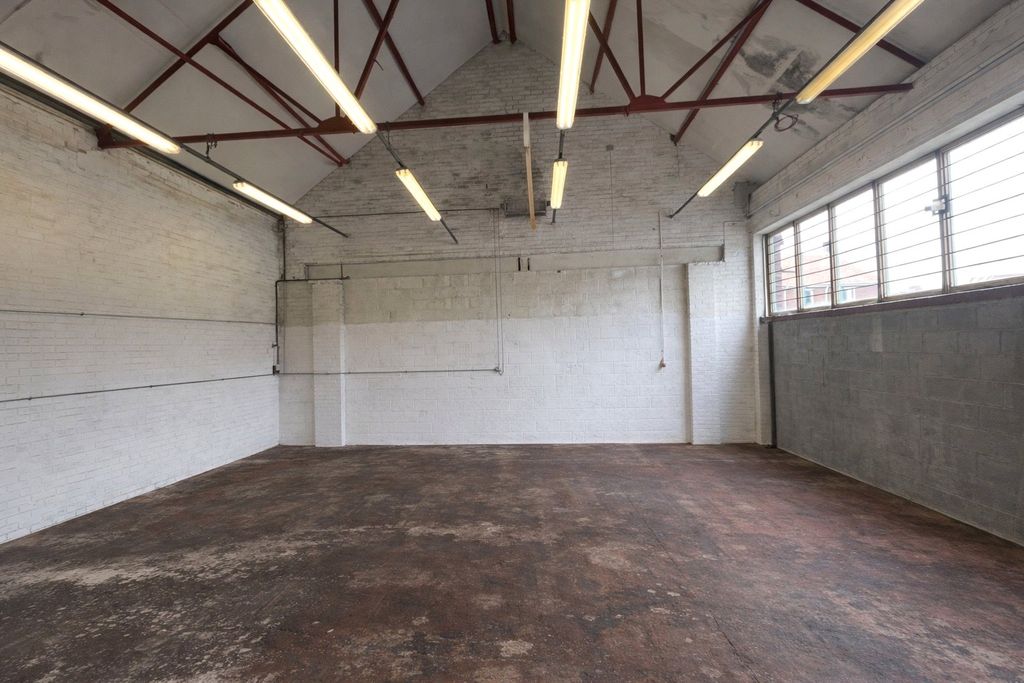 Property photo 2 of 6 Picture No. 02