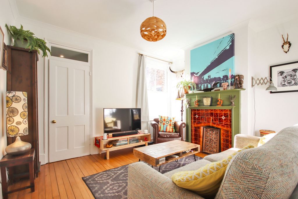 Property photo 3 of 15 Photo 15