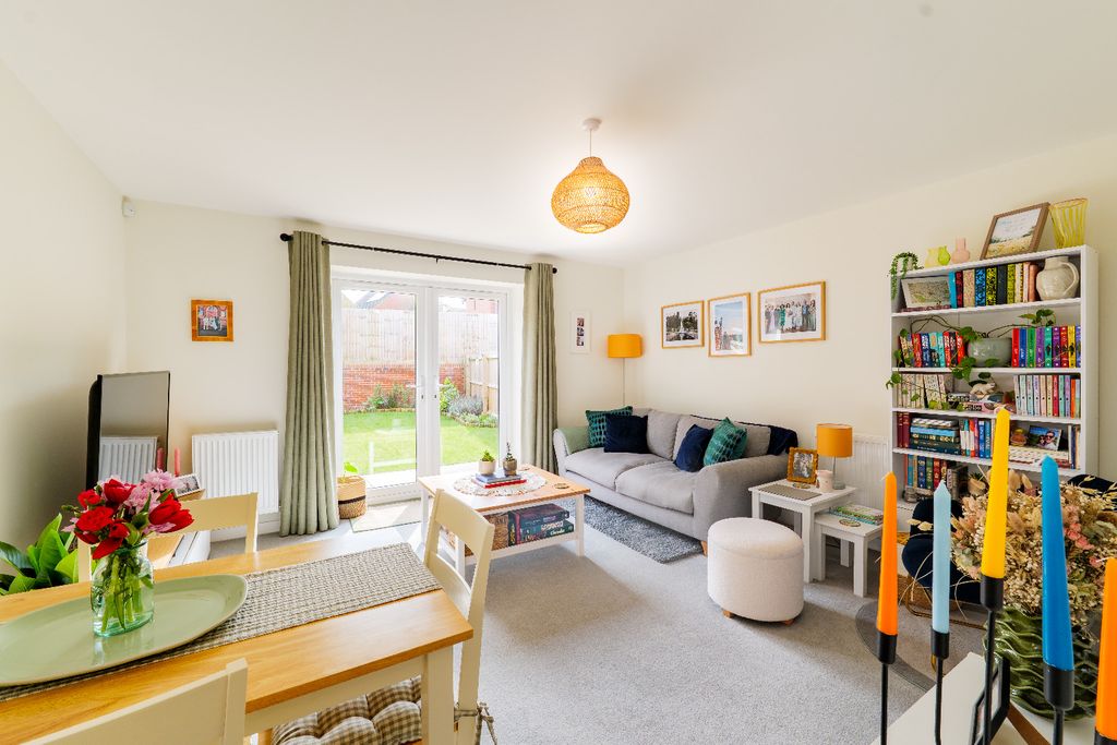 Property photo 3 of 18 4987266