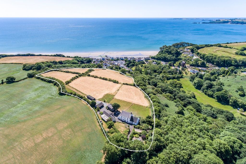 Property photo 2 of 70