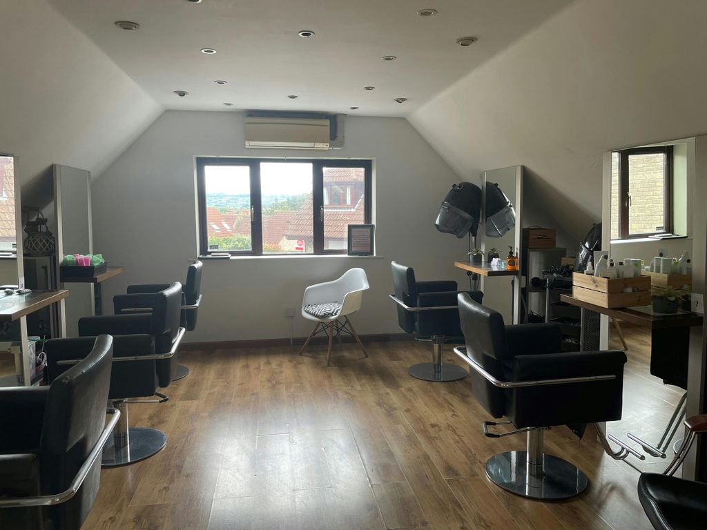 Property photo 3 of 8 1.Jpg