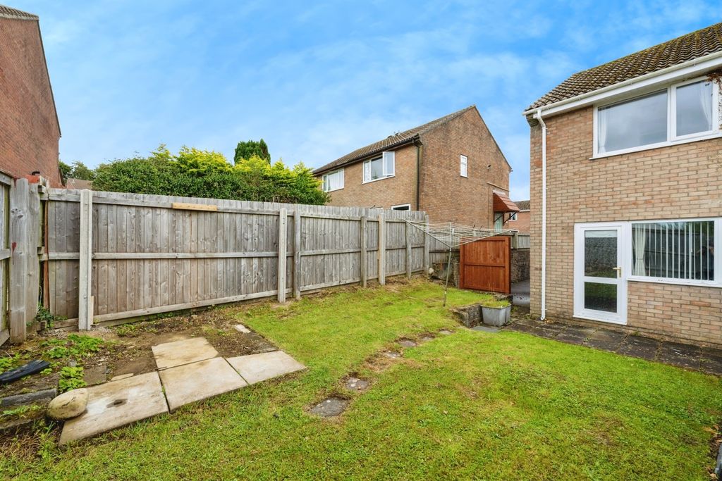 Property photo 3 of 17 Photo