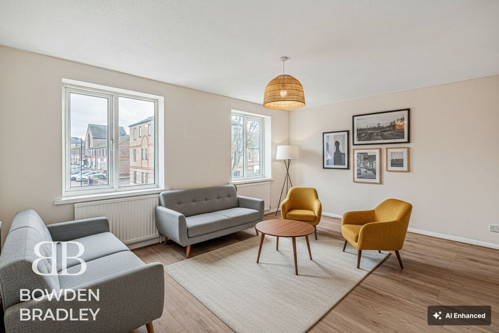 Property photo 2 of 20