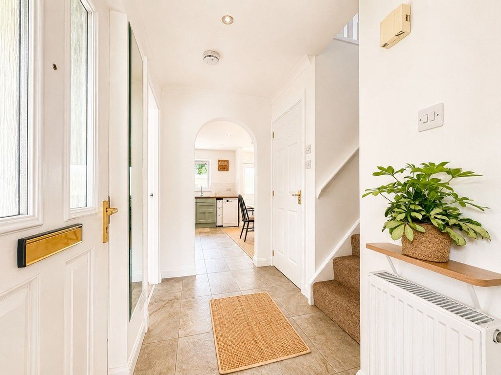 Property photo 2 of 41