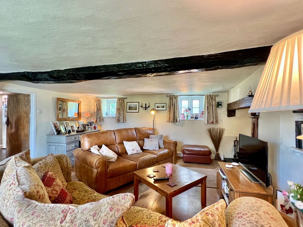 Property photo 2 of 29