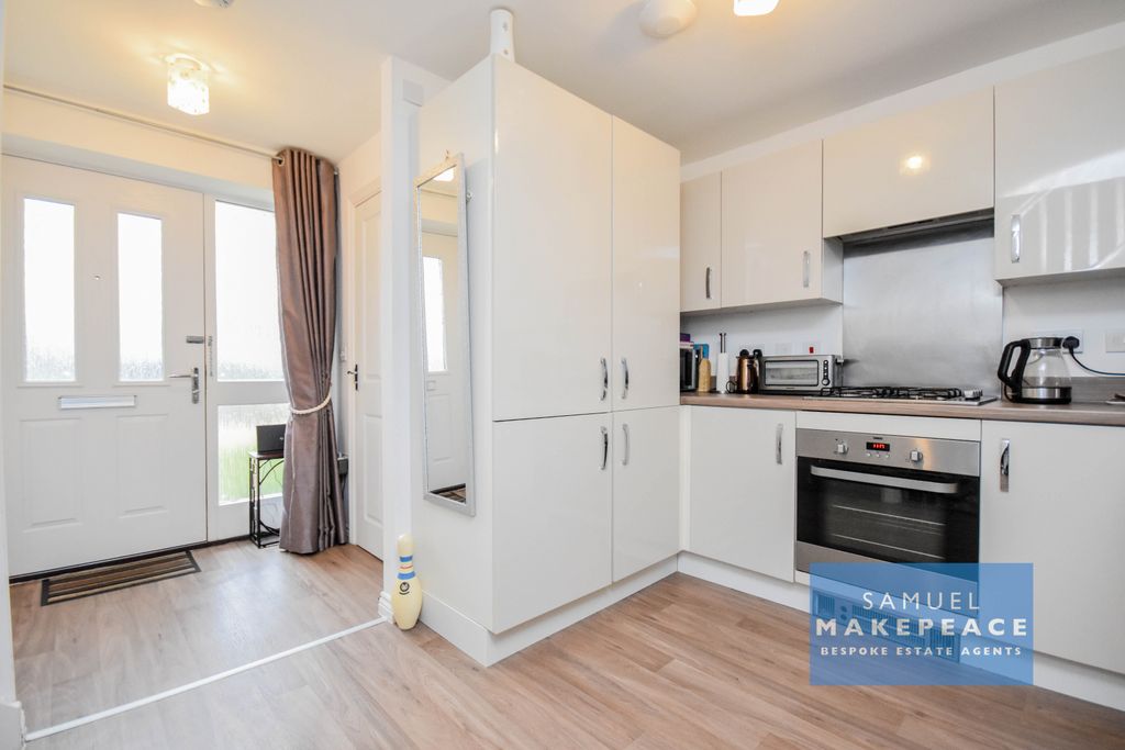 Property photo 2 of 26 Gallery