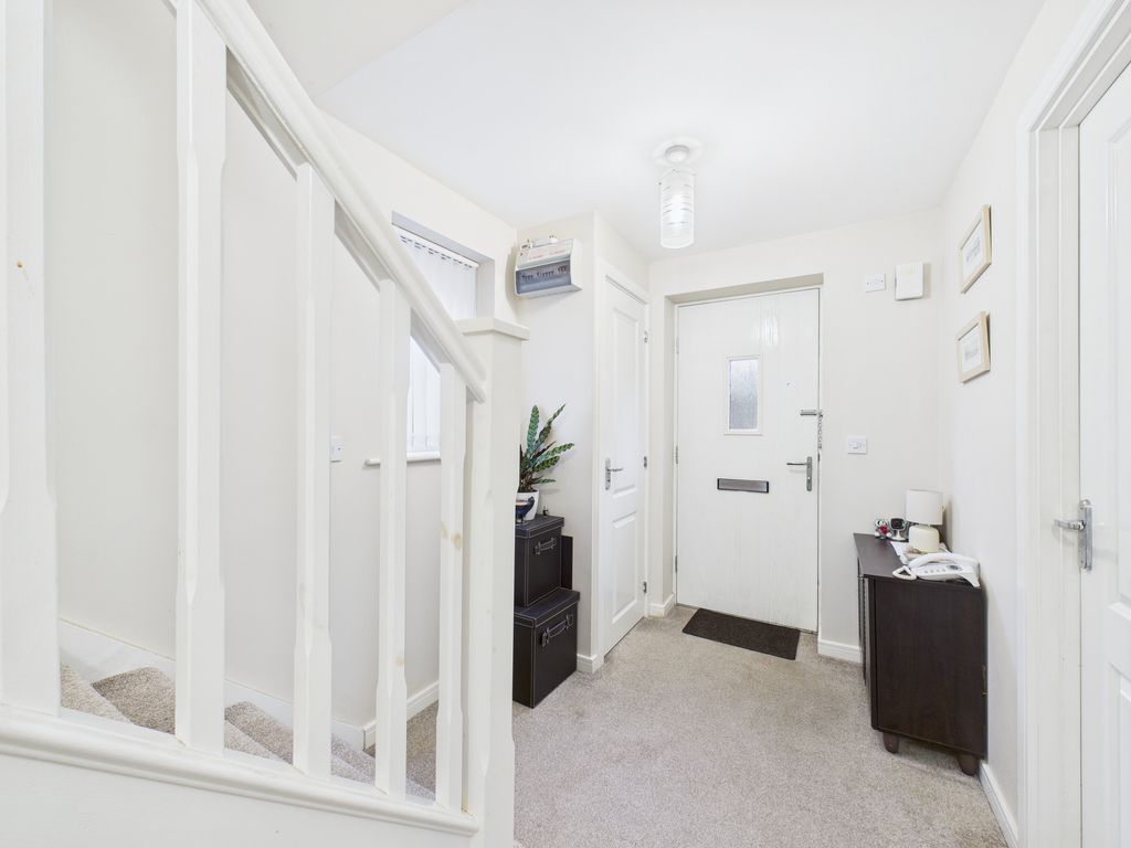 Property photo 2 of 24