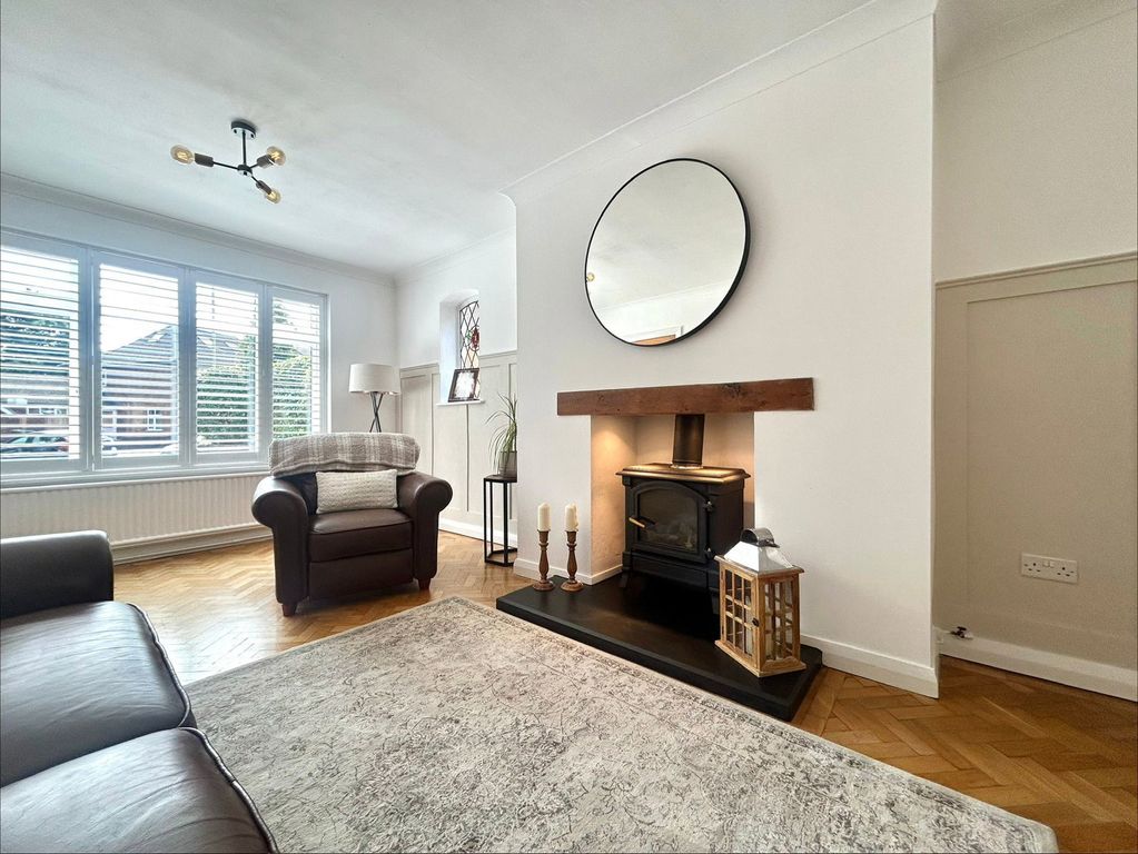 Property photo 3 of 42