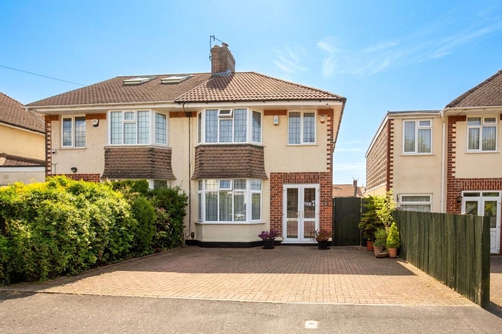 Property photo 1 of 17 Picture No. 25