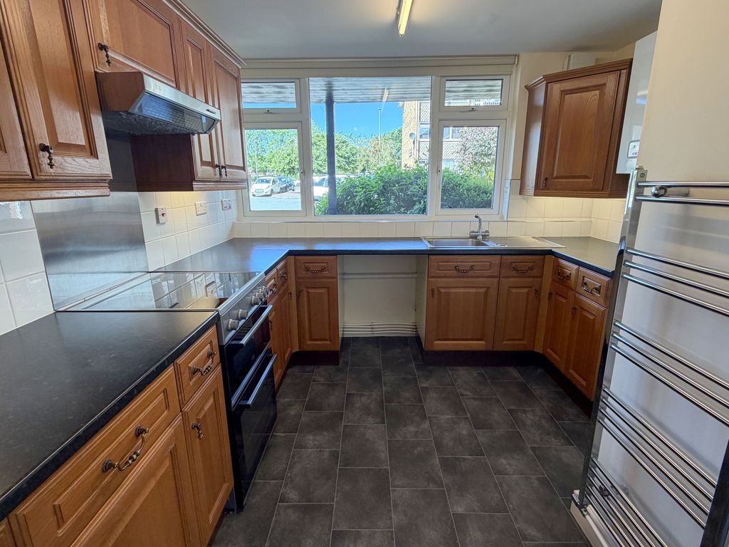 Property photo 3 of 19 Gallery