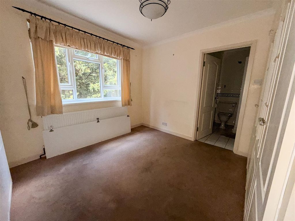 Property photo 1 of 11 Img_2768.Jpg