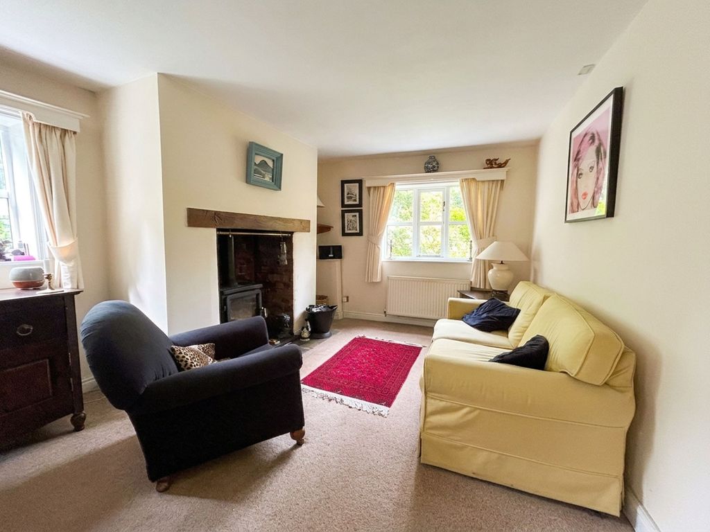 Property photo 2 of 37