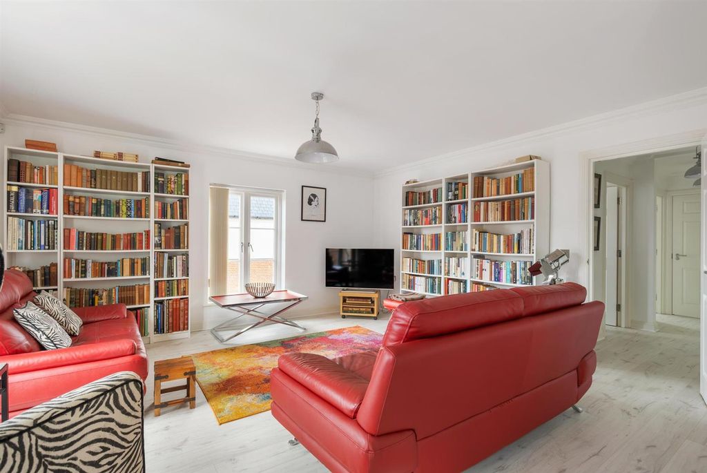 Additional image 8 of 2 bed flat for saleGreat Cranford Street, Poundbury, Dorchester DT1