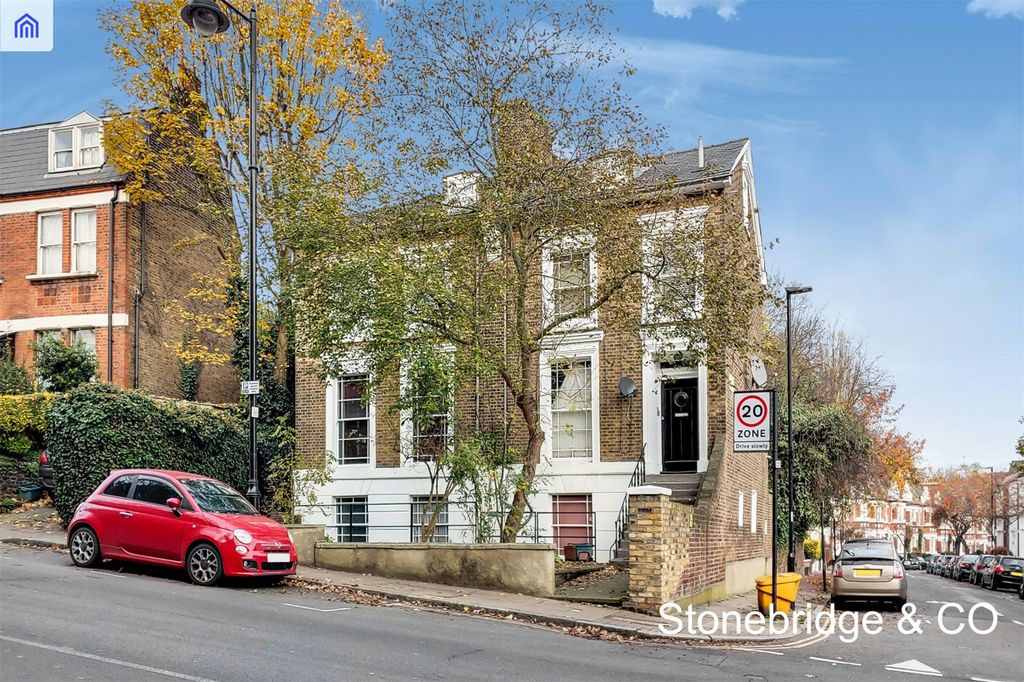 Property photo 1 of 10 Picture No. 18