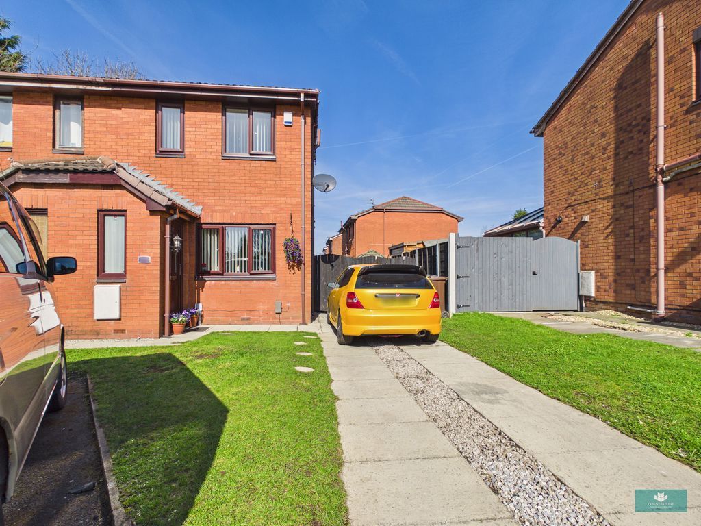 Property photo 1 of 17 Photo 27