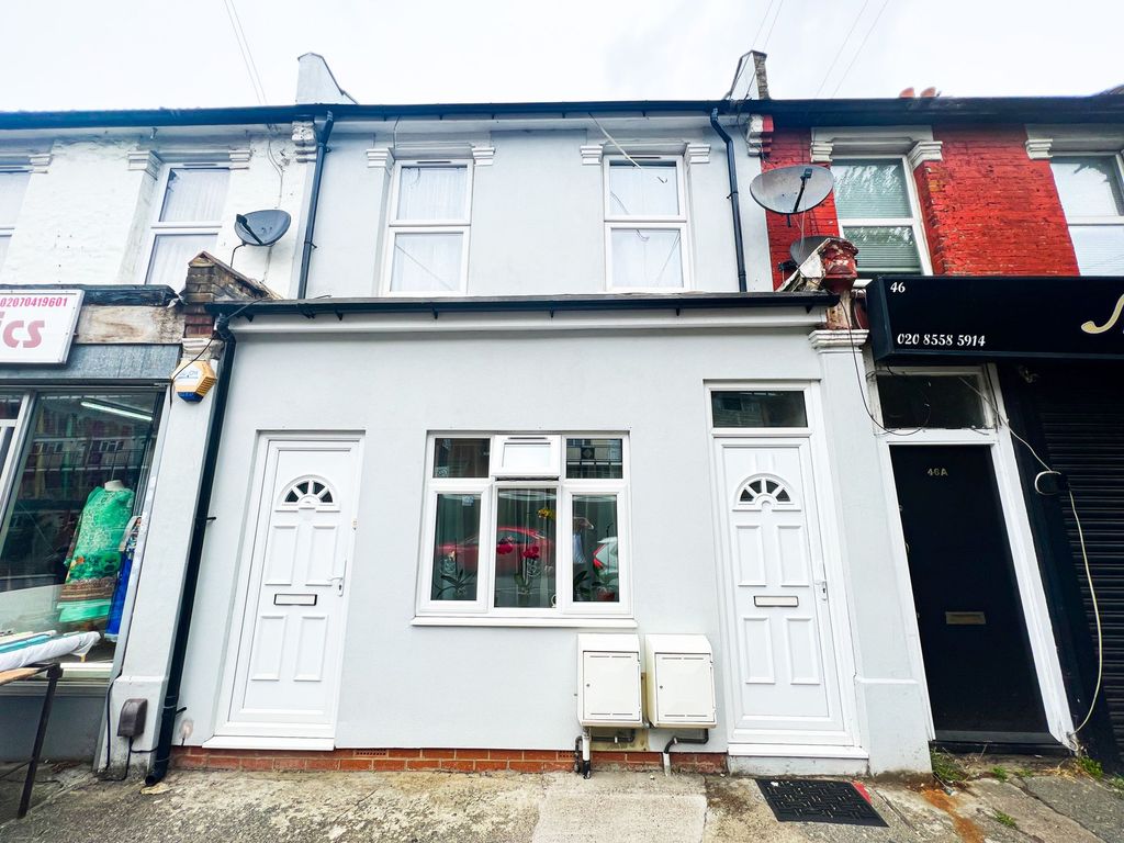 Property photo 1 of 6 Capworth Str E10