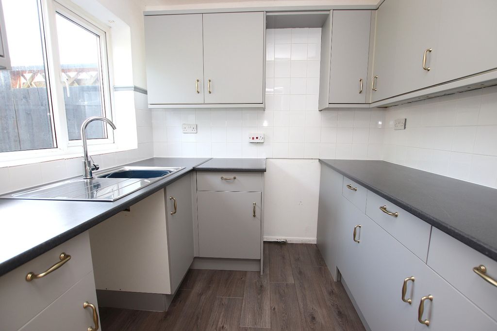 Property photo 3 of 18 4421625
