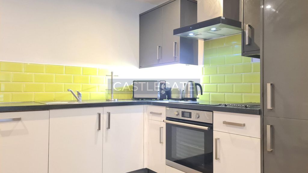 Property photo 3 of 16 20251201_121356