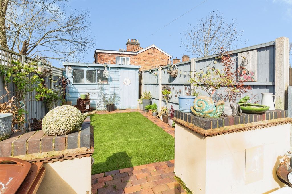 Property photo 3 of 20