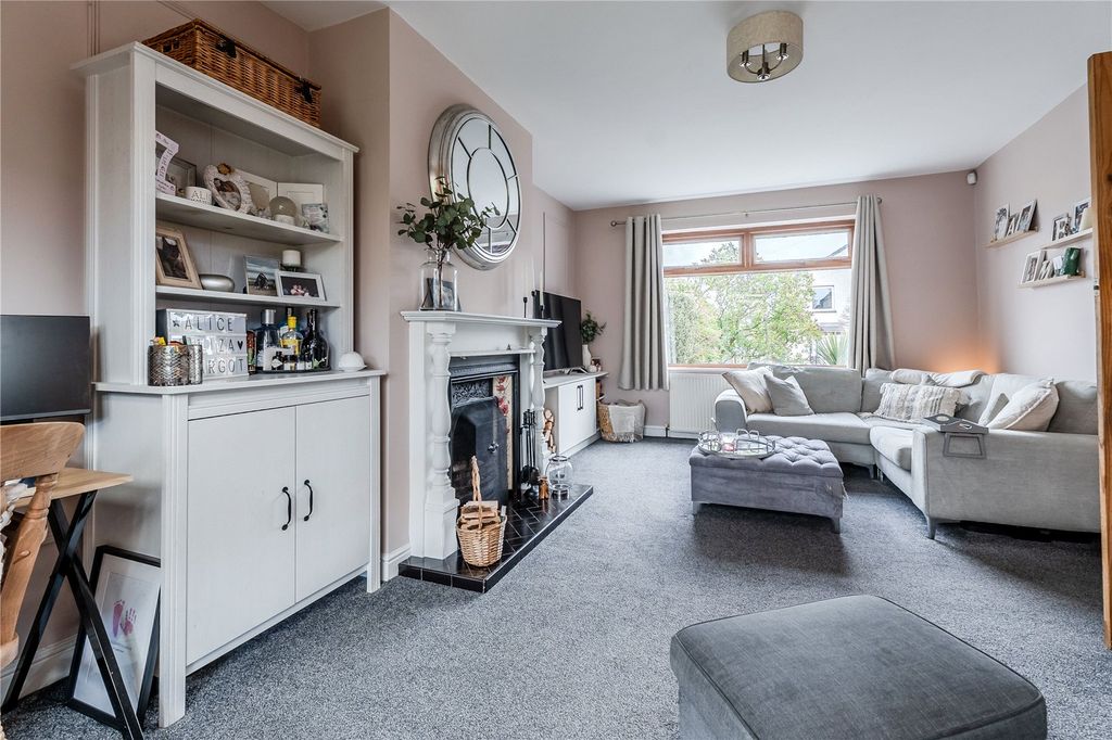 Property photo 3 of 15 Picture No. 05