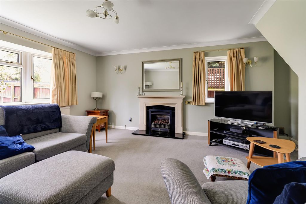 Property photo 2 of 24 Img (1).Jpg