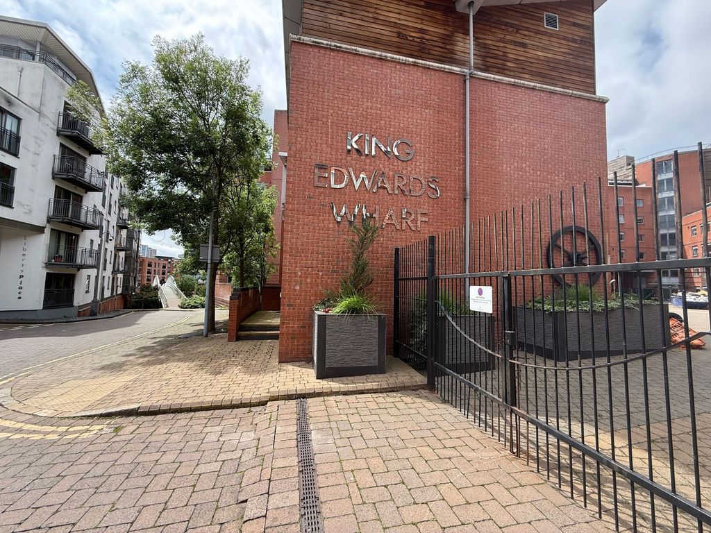 Property photo 1 of 24 King Edwards Wharf