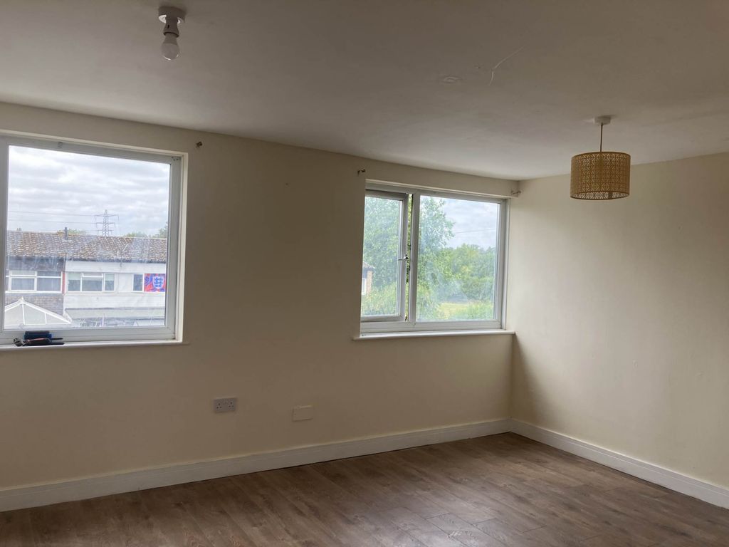 Property photo 1 of 29