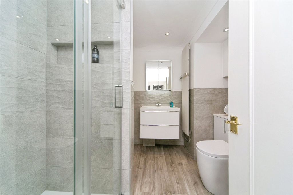 Additional image 19 of 2 bed flat for saleGloddaeth Avenue, Llandudno, Conwy LL30