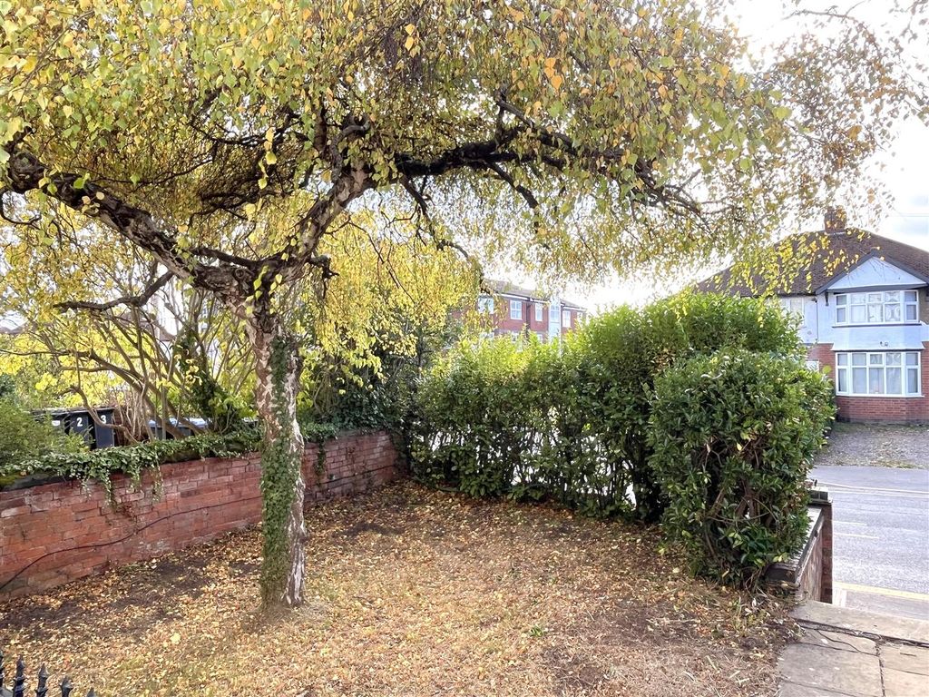 Property photo 2 of 13 Img_1841.Jpg