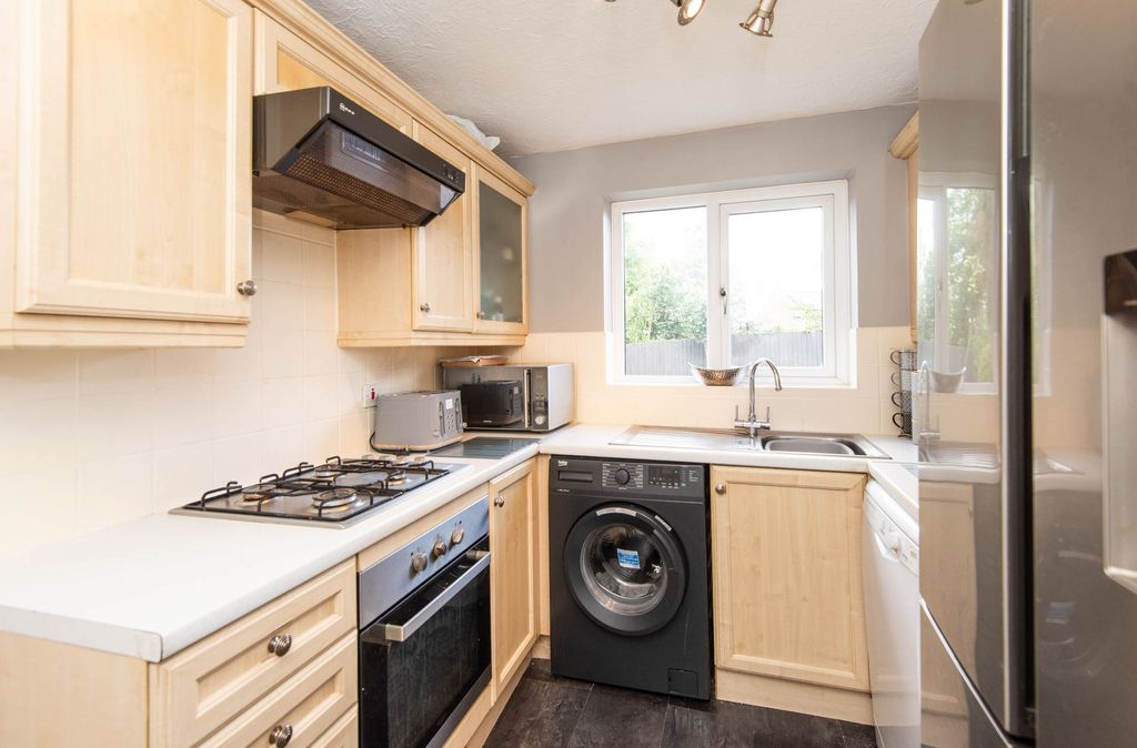 Property photo 3 of 17