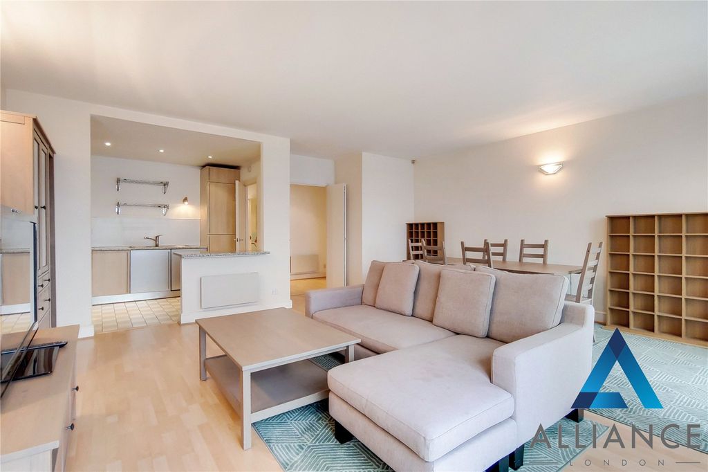 Property photo 2 of 15 Picture No. 31