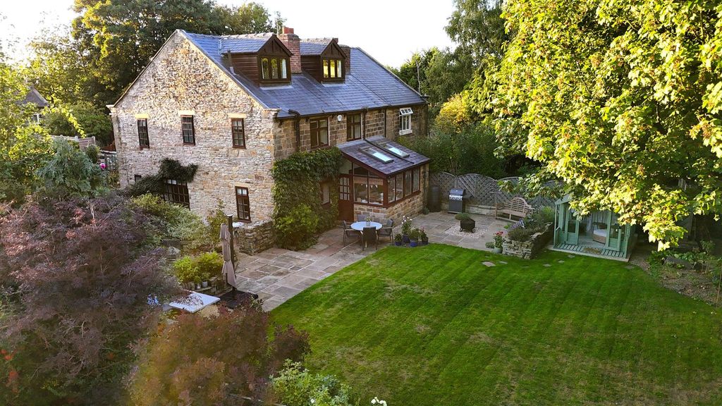 Property photo 1 of 42 Dji_20260909185008_0189_D.Jpg