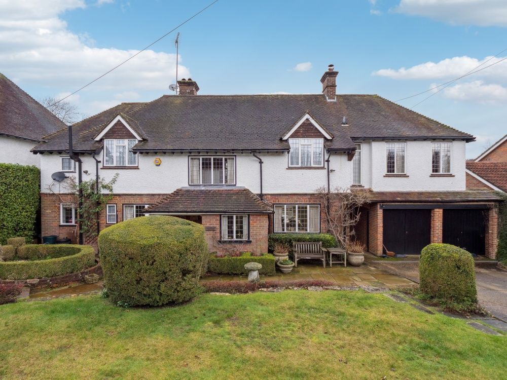 Property photo 1 of 27