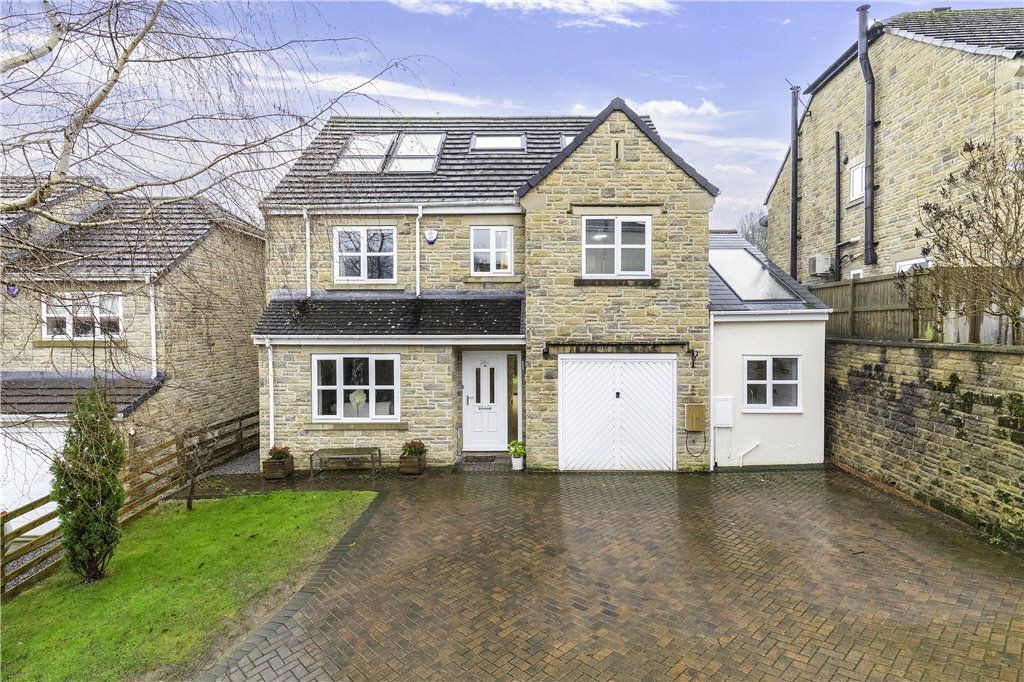 Property photo 1 of 28 Front