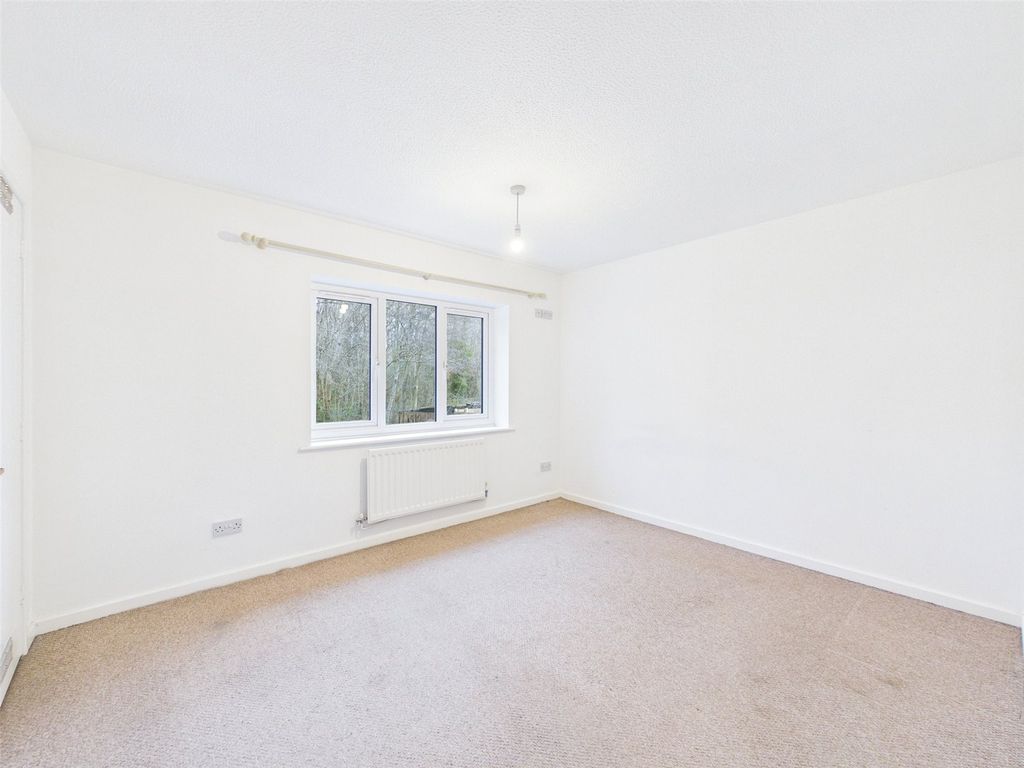 Property photo 2 of 10 Picture No. 14