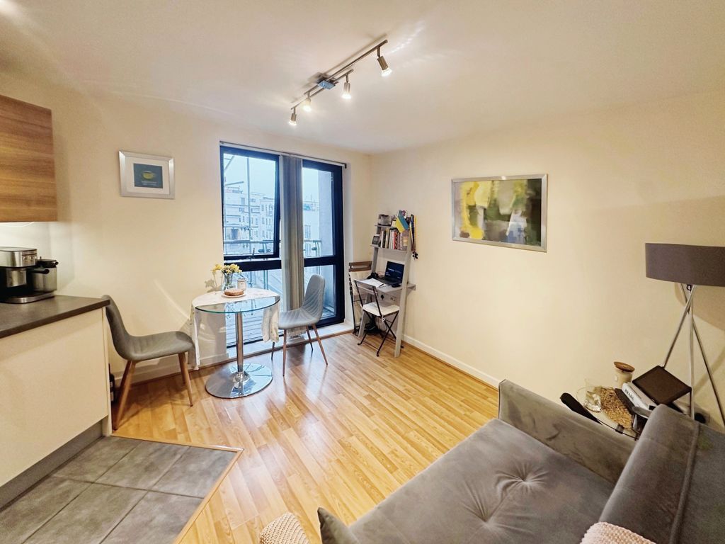 Property photo 3 of 12 3