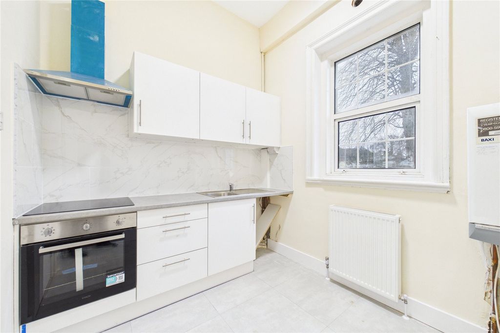 Property photo 2 of 7 Picture No. 05