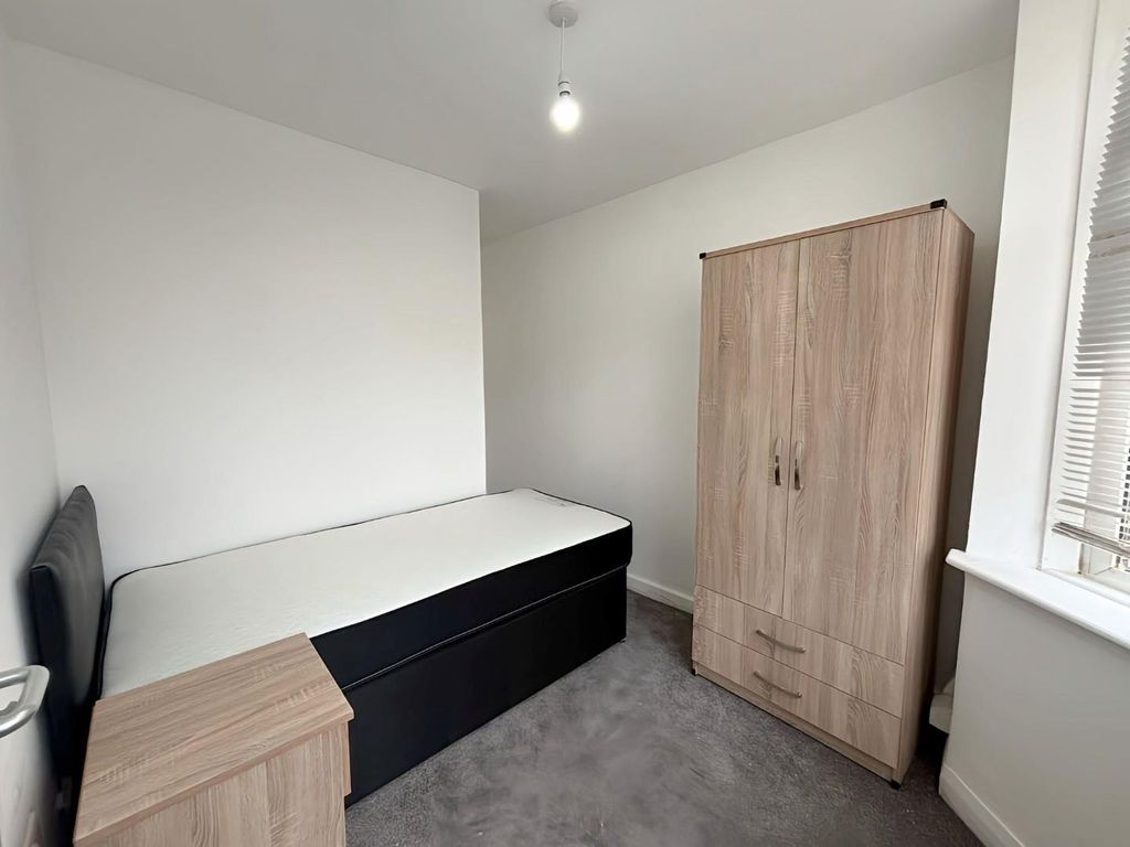 Property photo 3 of 9 02Ca8E7F-5419-415c-9B87-01Ddd15B6F6B.Jpg