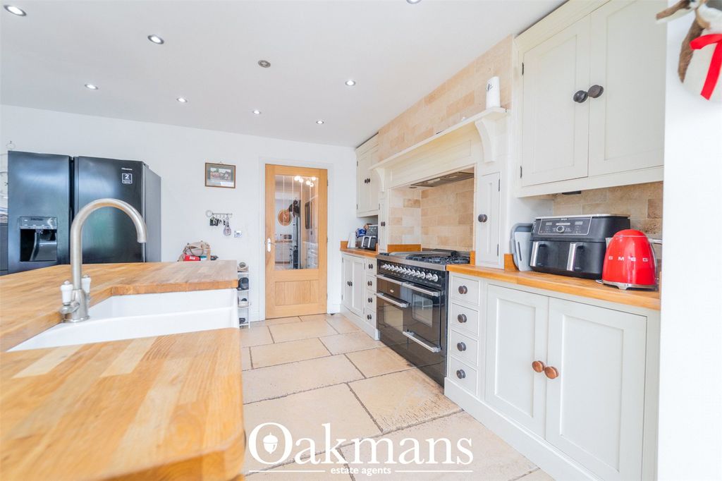 Property photo 3 of 28 Picture No. 48