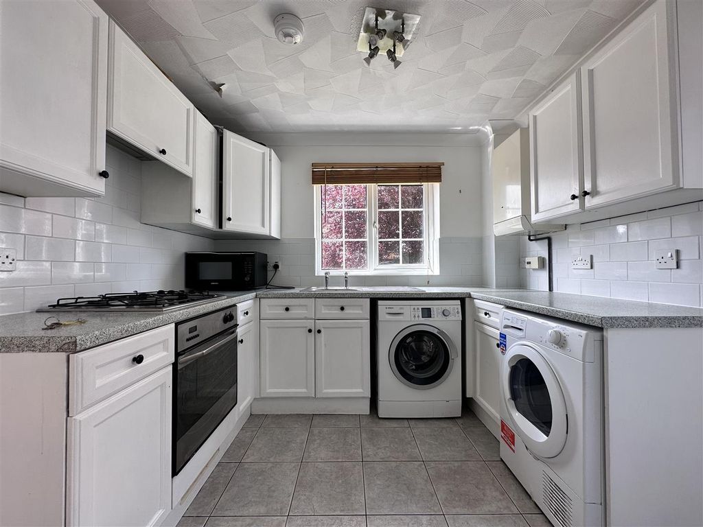 Property photo 2 of 11 Img_8049.Jpg