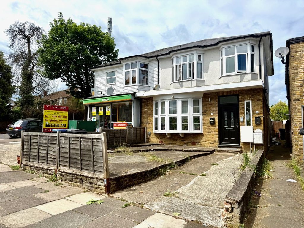 Property photo 1 of 12
