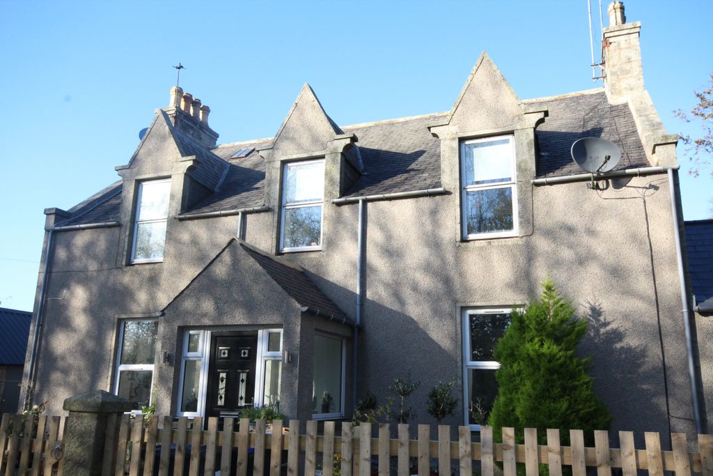 Property photo 1 of 14 External