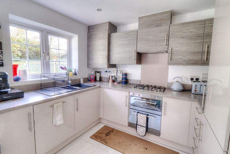 Property photo 3 of 14 Photo 3