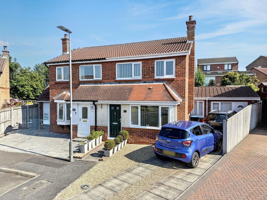 Property photo 1 of 24