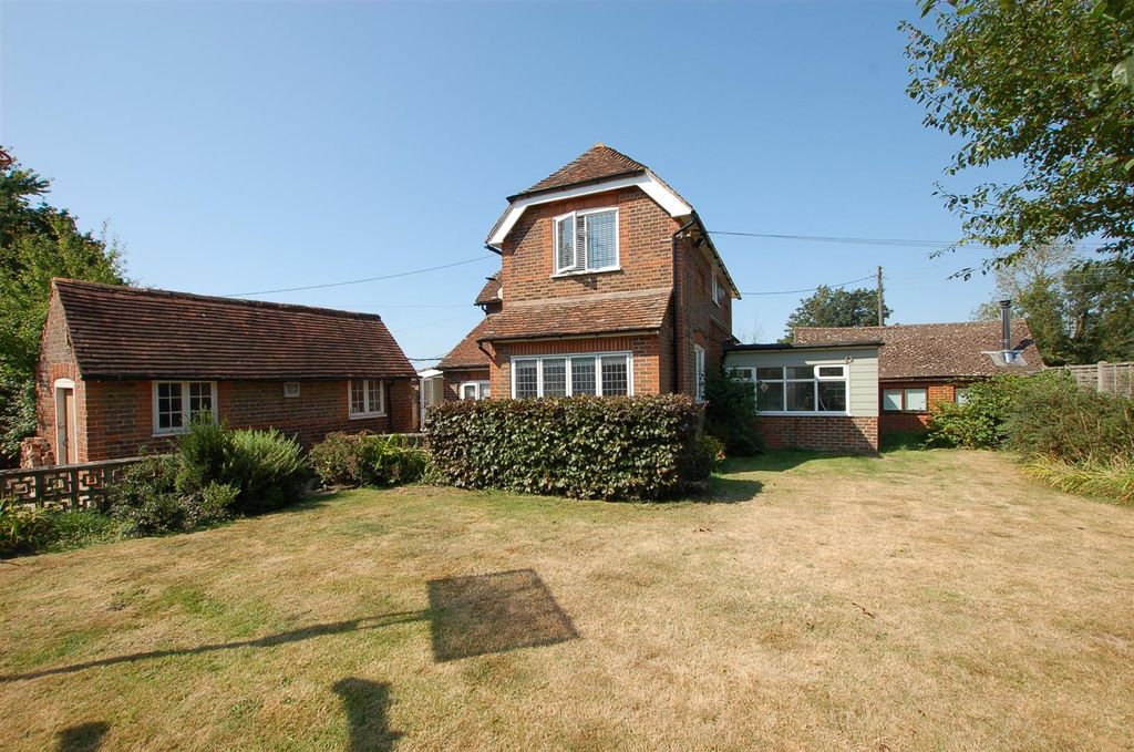 Property photo 1 of 24