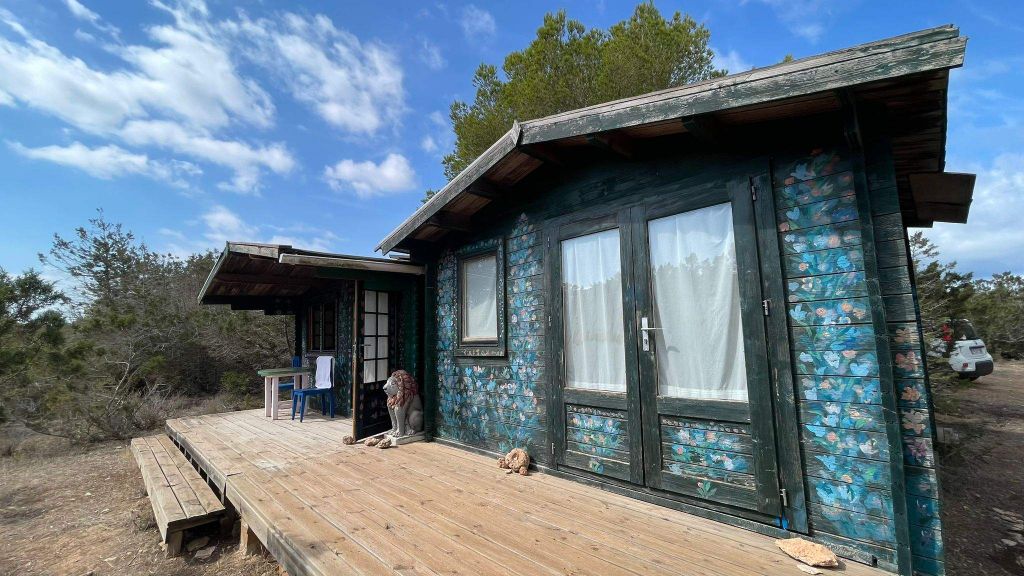 Property photo 3 of 3