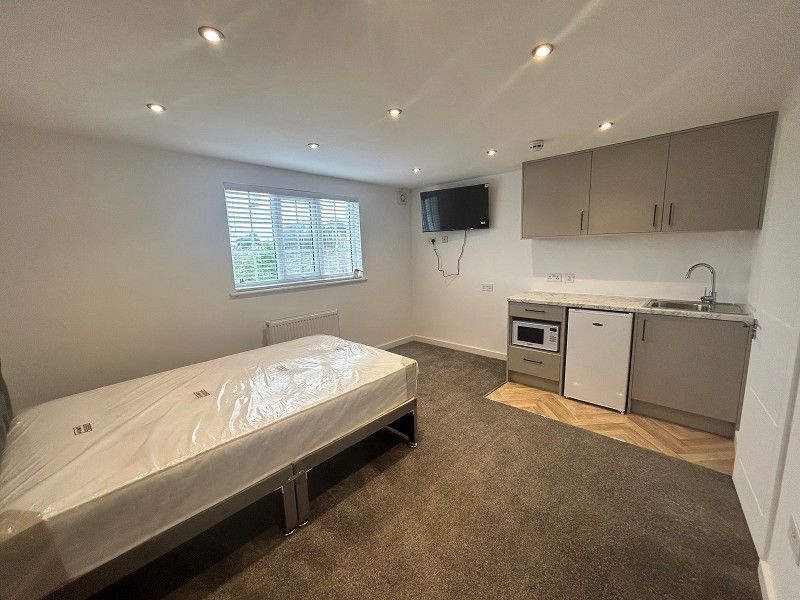 Property photo 1 of 8 2694-Pra12741-1-Raw