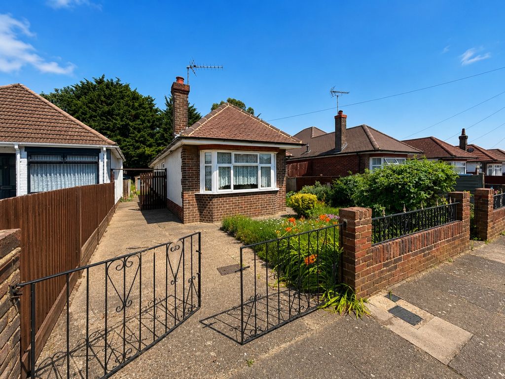 Property photo 1 of 12 4706360
