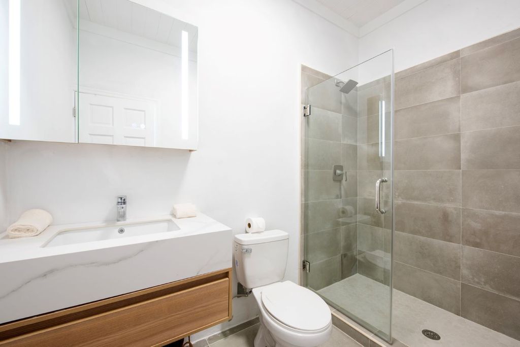 Property photo 1 of 29