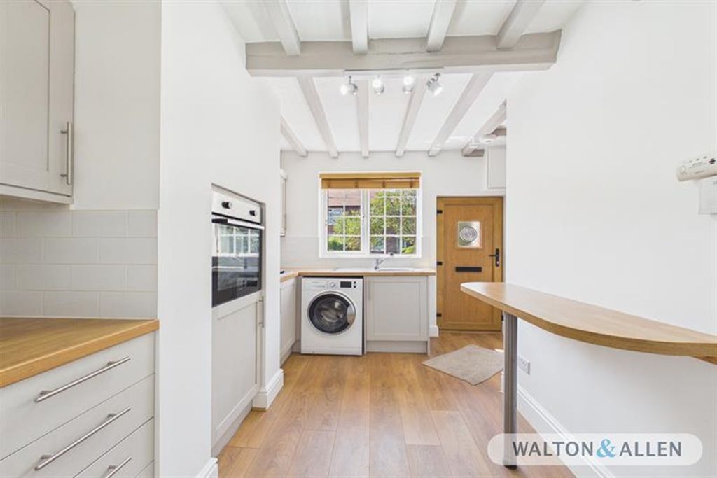 Property photo 1 of 13 (Main)